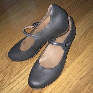 Dansko Loralie Denim Blue Leather Mary Jane 10